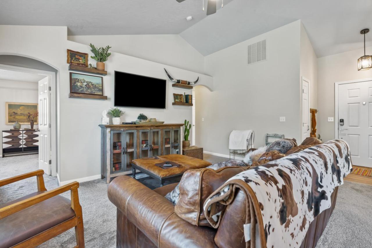 Southwestern Style 4 Bedroom Nampa Home Sleeps 16! Exterior foto